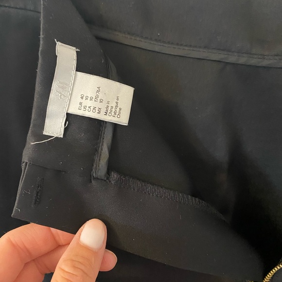 A line skirt - Picture 3 of 3